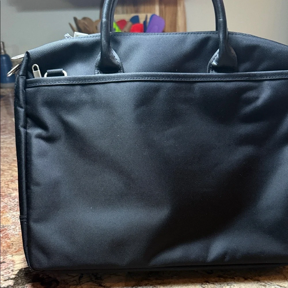 Elegant Black Laptop Bag
